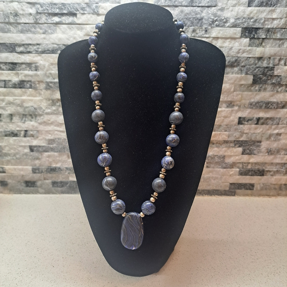 Elegant Blue Beaded Necklace Preowned -14" Statement Jewelry Classic